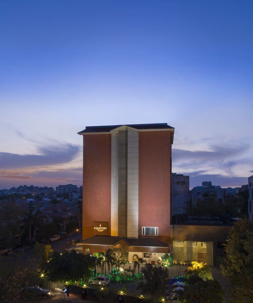 Country Inn Ahmedabad Bagian luar foto